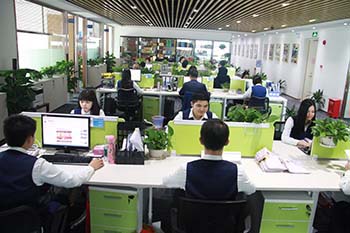 尊龙凯时人生就是搏总部办公环境